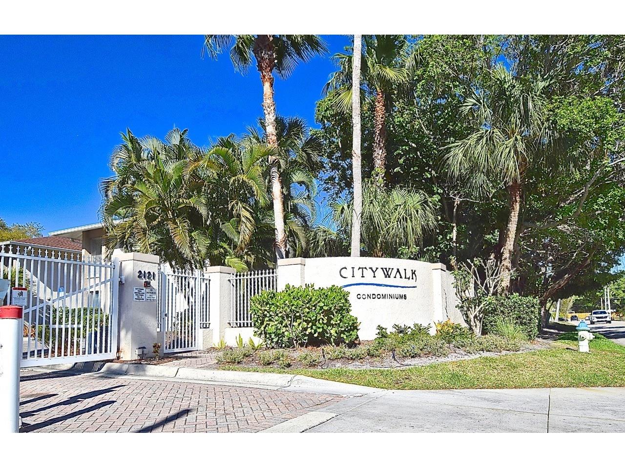 2121 Wood Street #201 Sarasota FL 34237 A4687914 image2