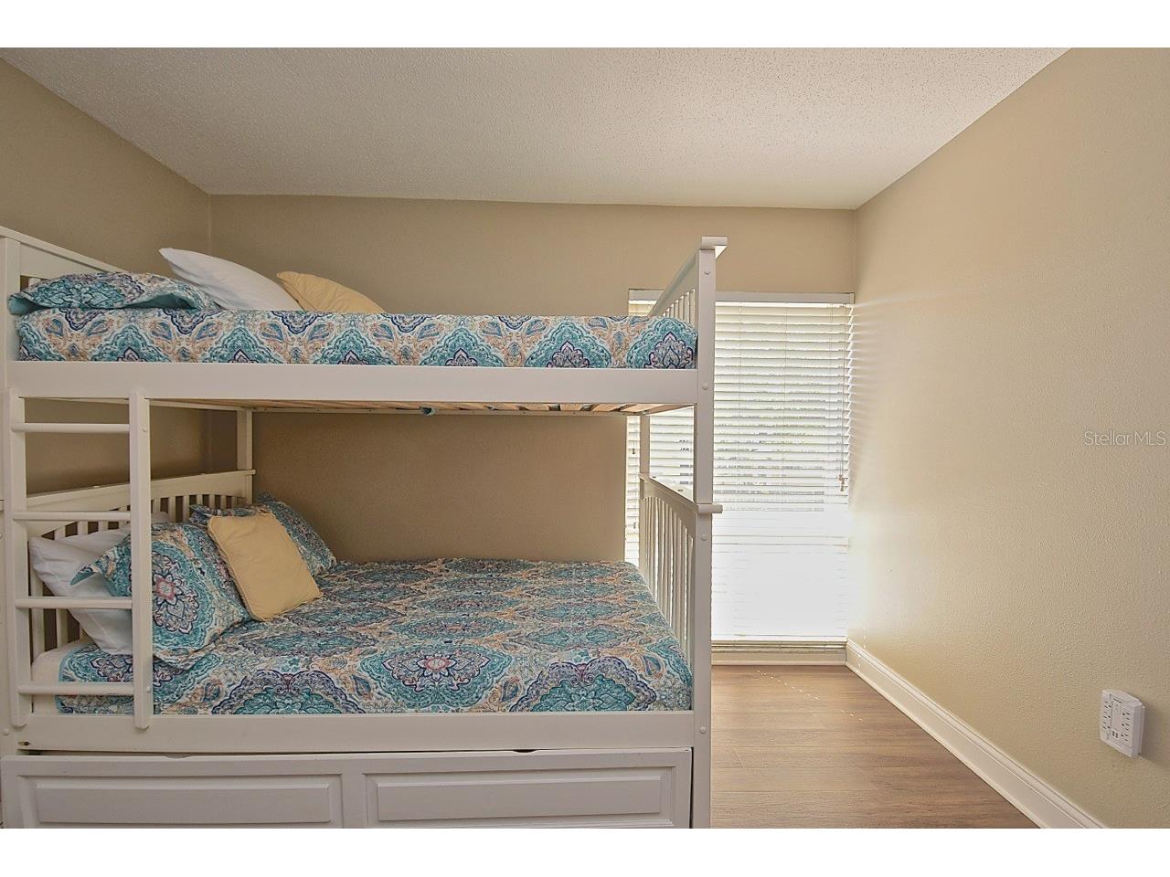 2121 Wood Street #201 Sarasota FL 34237 A4687914 image20