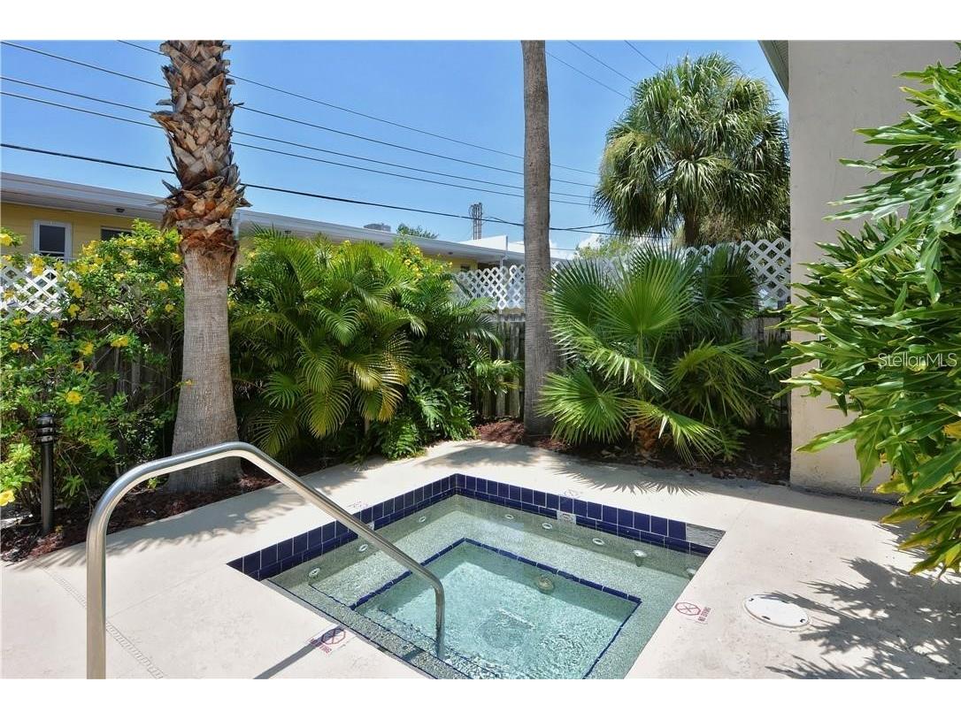 2121 Wood Street #201 Sarasota FL 34237 A4687914 image27