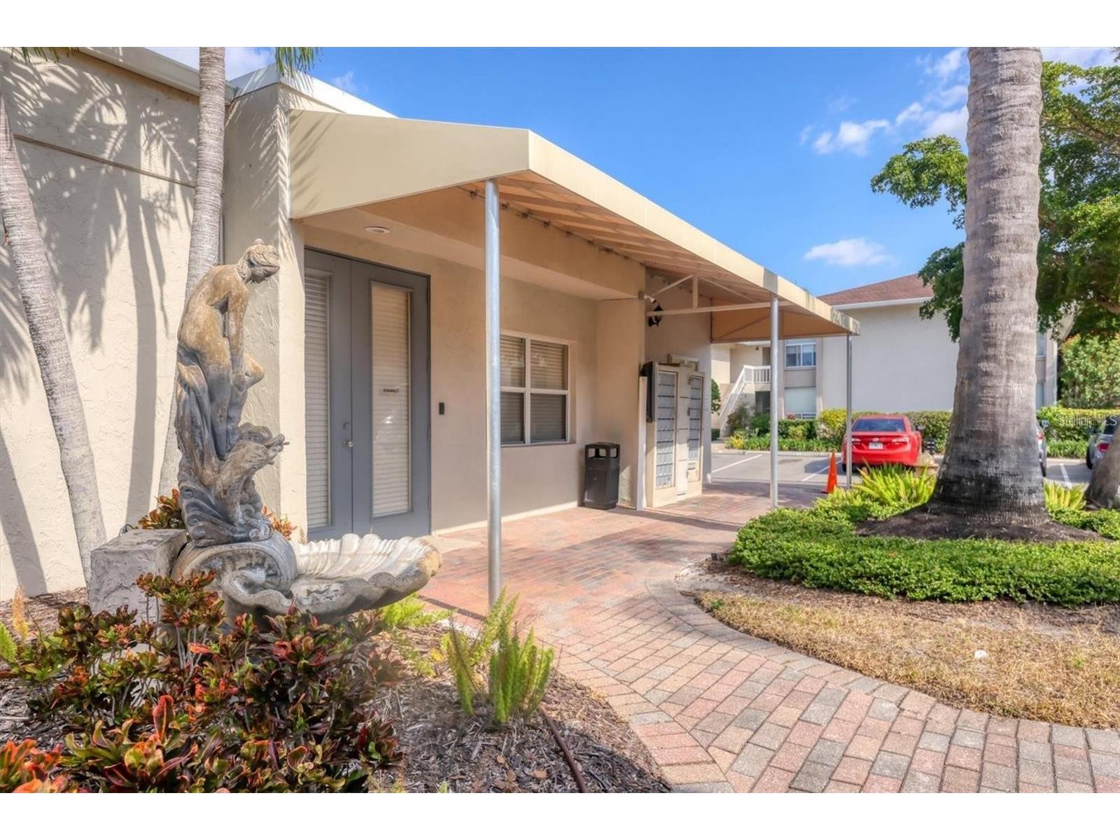 2121 Wood Street #201 Sarasota FL 34237 A4687914 image29