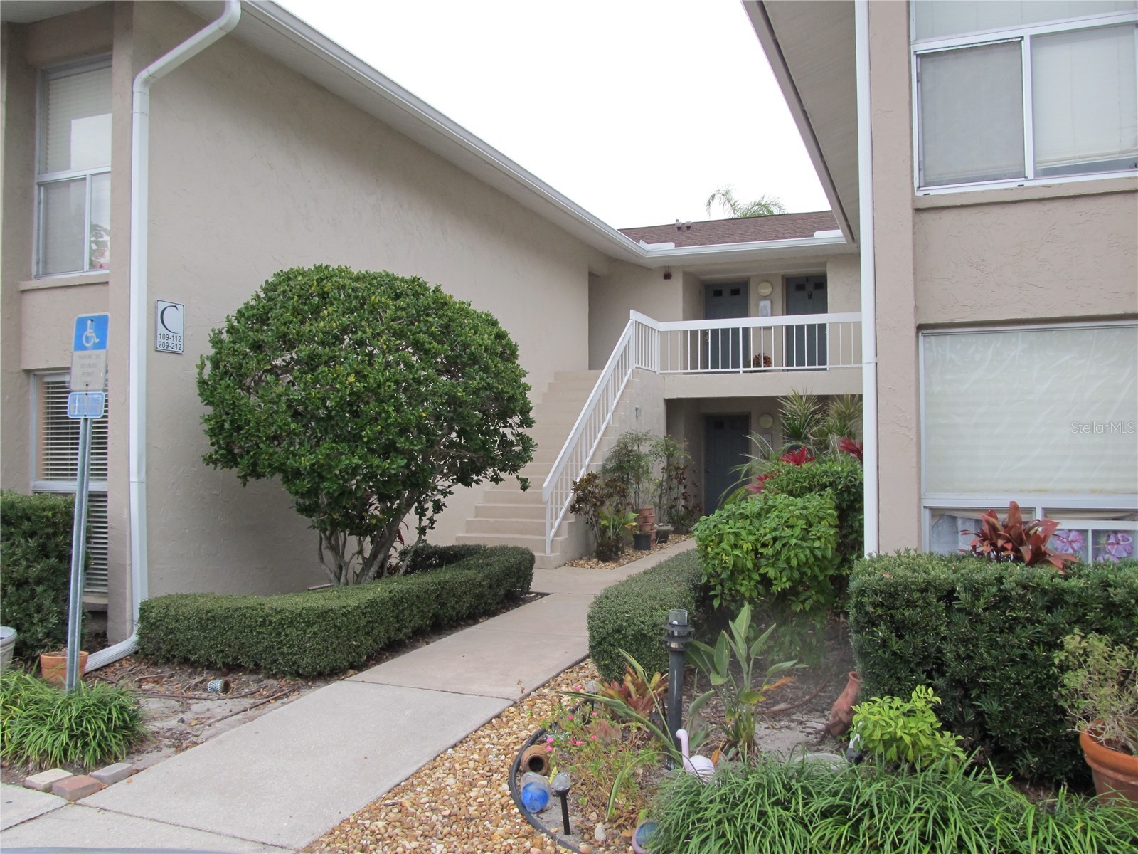 2121 Wood Street #212 Sarasota FL 34237 A4681133 image1