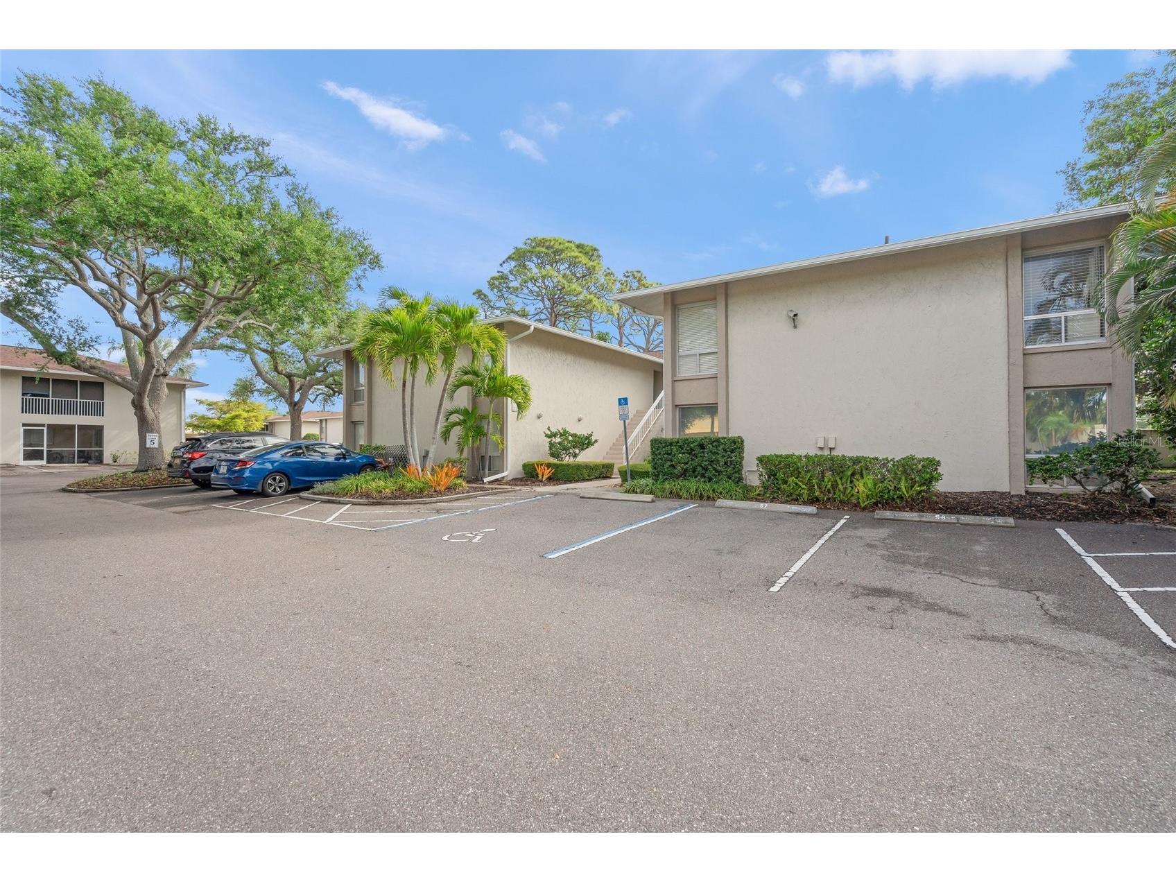 2121 Wood Street #A103 Sarasota FL 34237 A4688384 image1