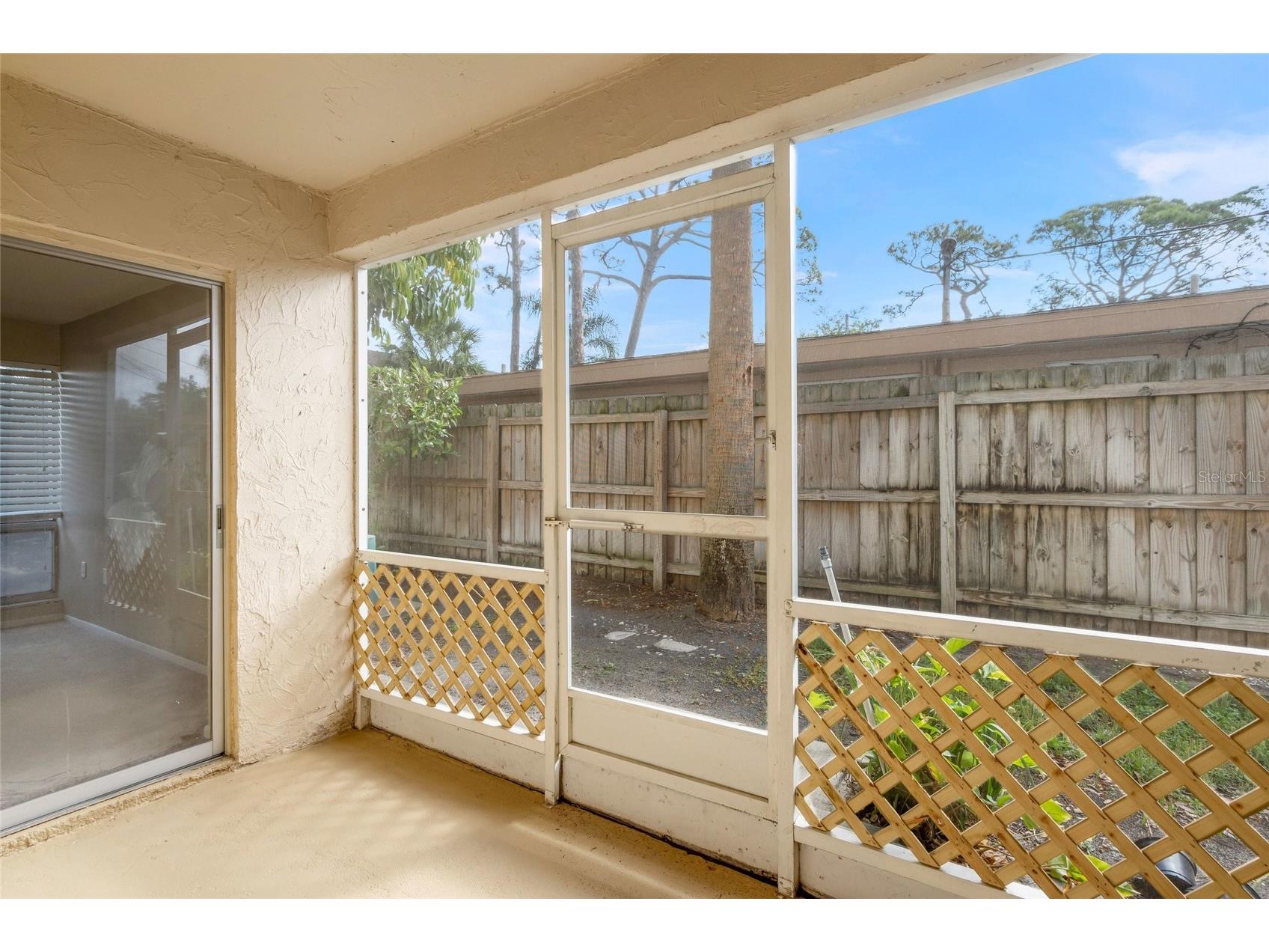2121 Wood Street #A103 Sarasota FL 34237 A4688384 image25