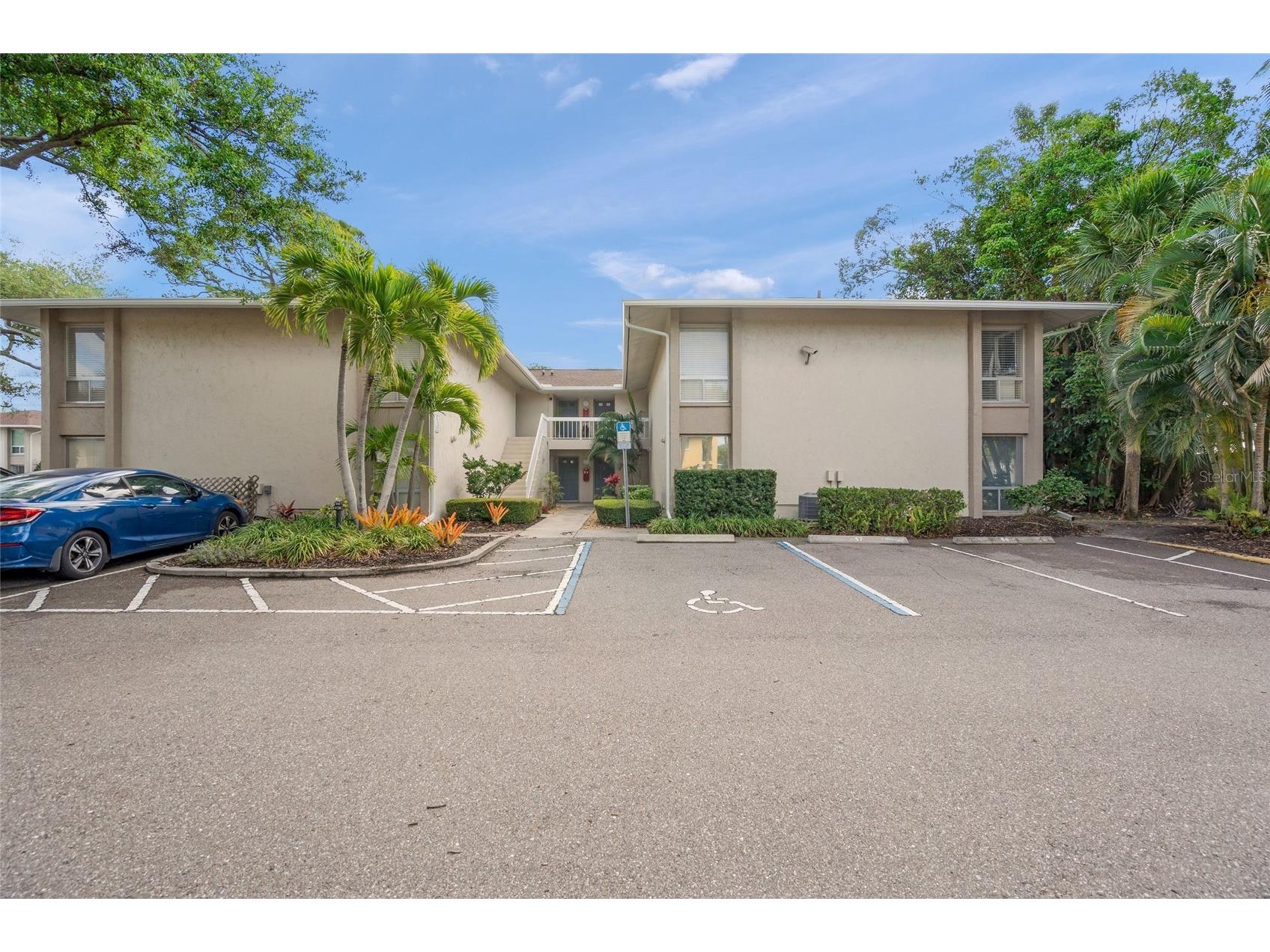 2121 Wood Street #A103 Sarasota FL 34237 A4688384 image3