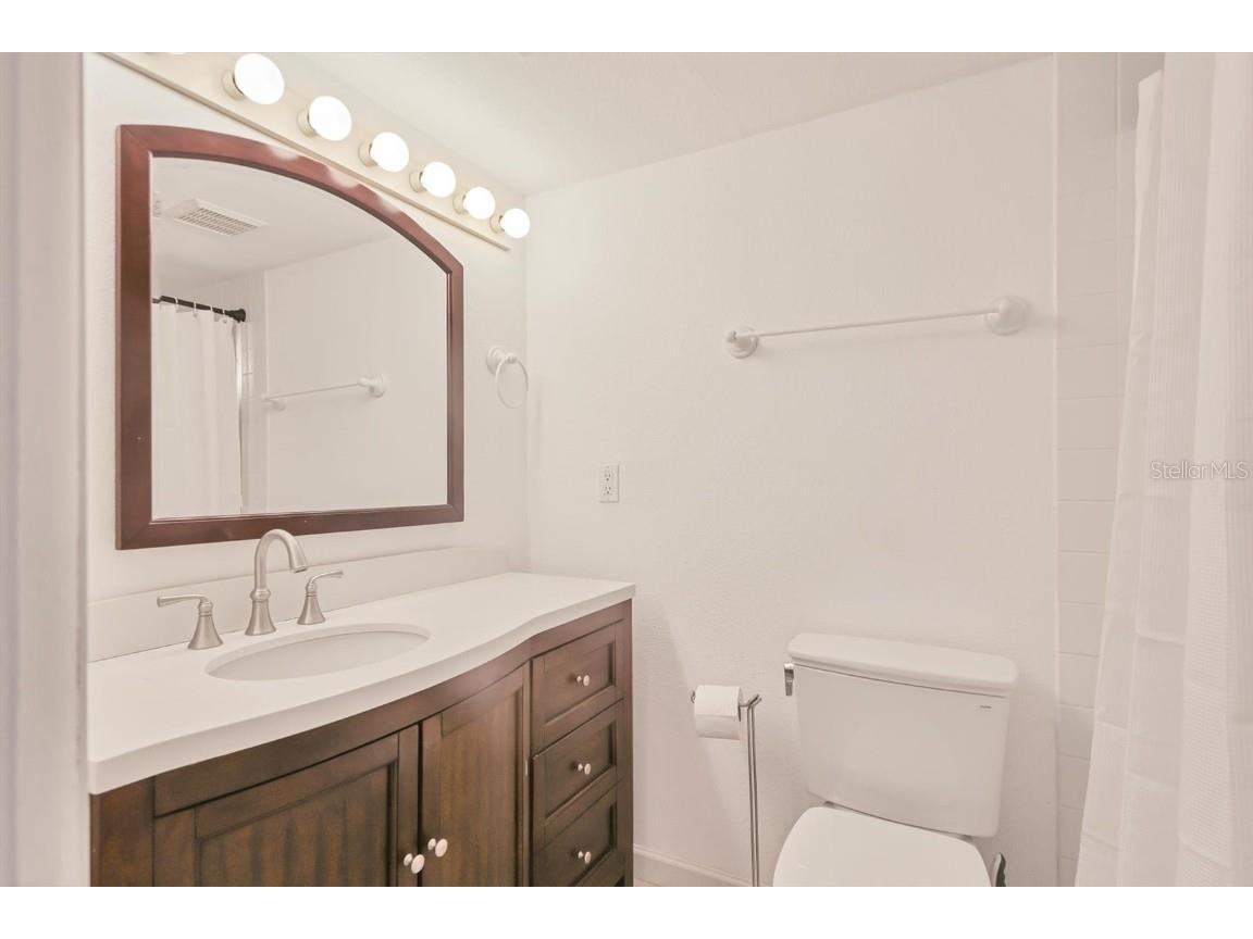 2121 Wood Street #C110 Sarasota FL 34237 A4673243 image18