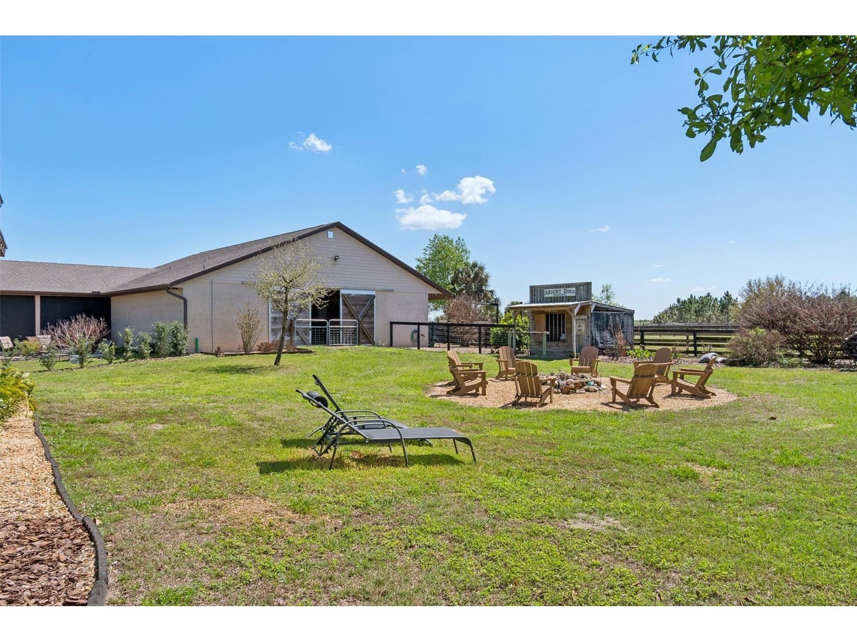 21210 Horse Ranch Rd Mount Dora FL 32757 - Lake of The Woods G5109273 image17