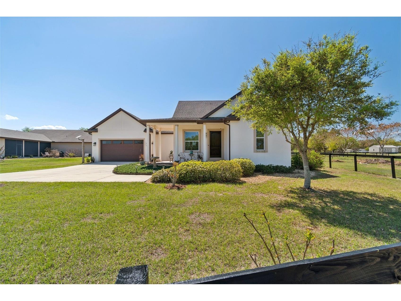 21210 Horse Ranch Rd Mount Dora FL 32757 - Lake of The Woods G5109273 image2