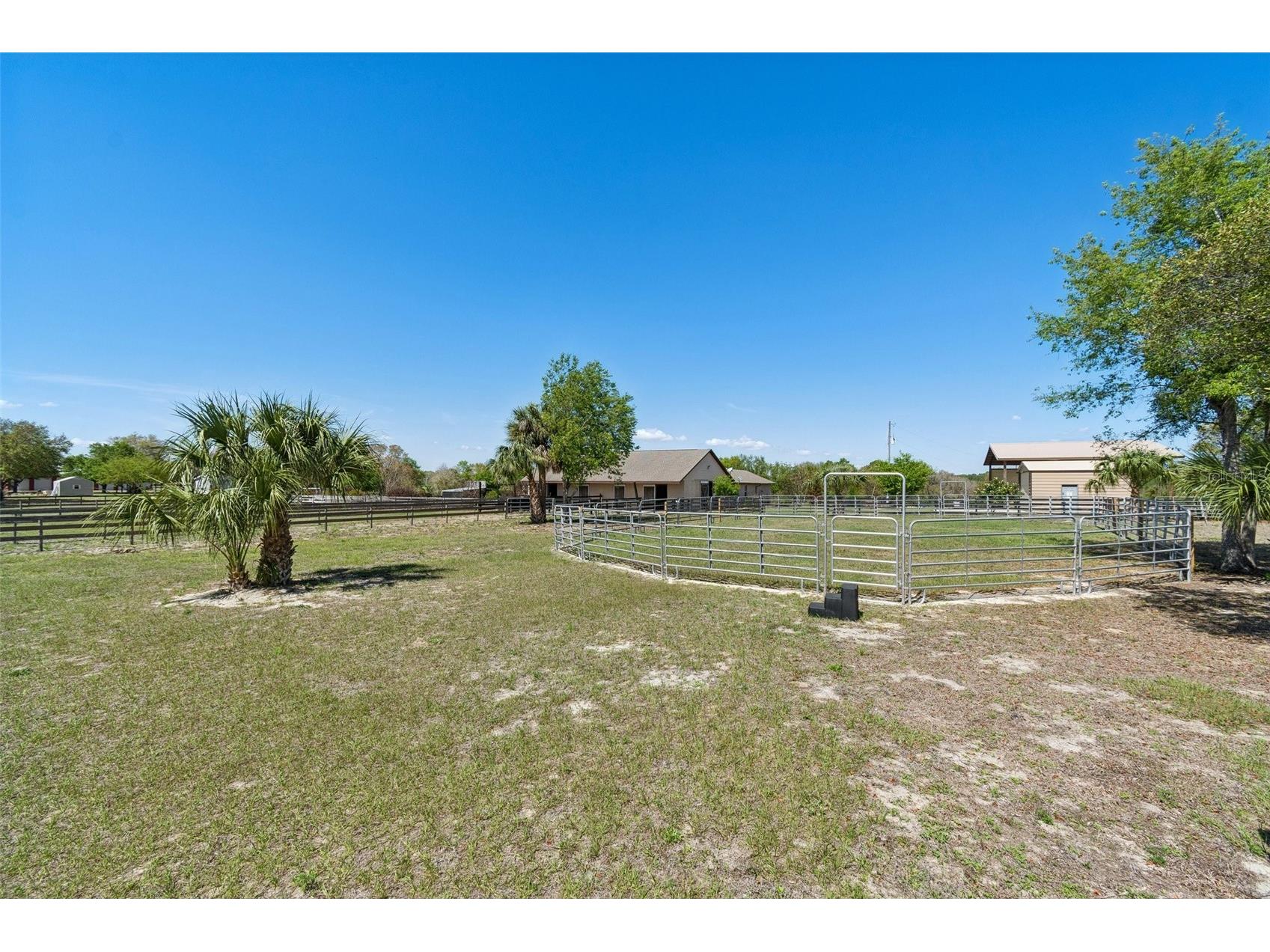 21210 Horse Ranch Rd Mount Dora FL 32757 - Lake of The Woods G5109273 image24