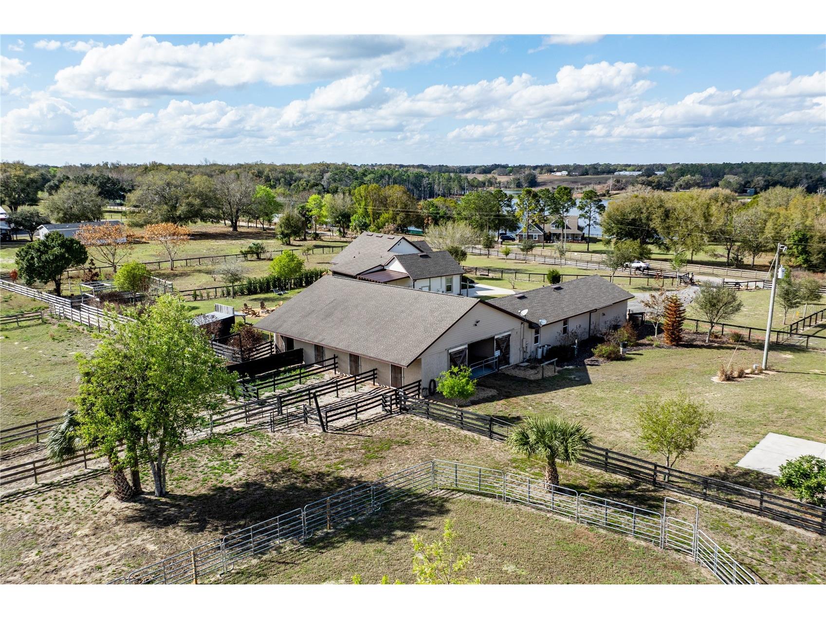 21210 Horse Ranch Rd Mount Dora FL 32757 - Lake of The Woods G5109273 image60