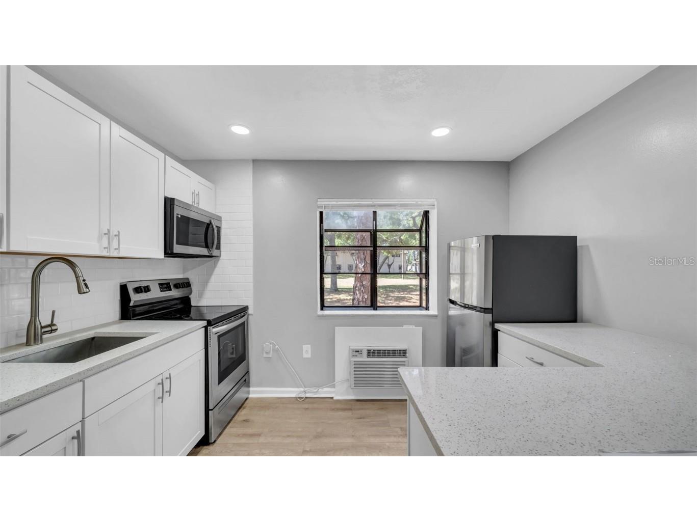 2122 Bradford Street #505 Clearwater FL 33760 TB8458359 image5