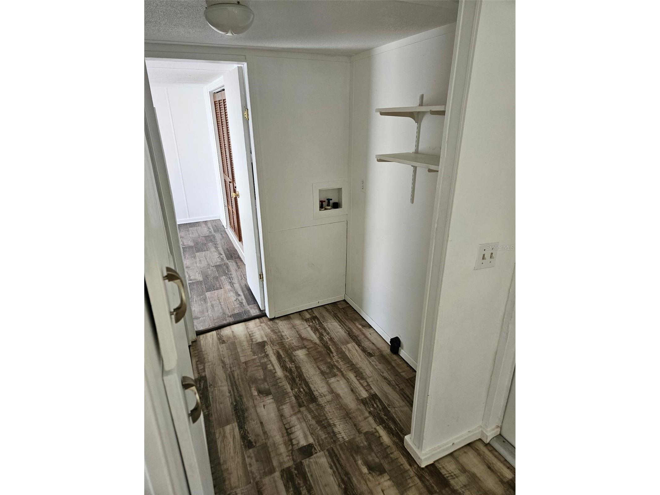 2122 Cr 426 Lake Panasoffkee FL 33538 OM718267 image9