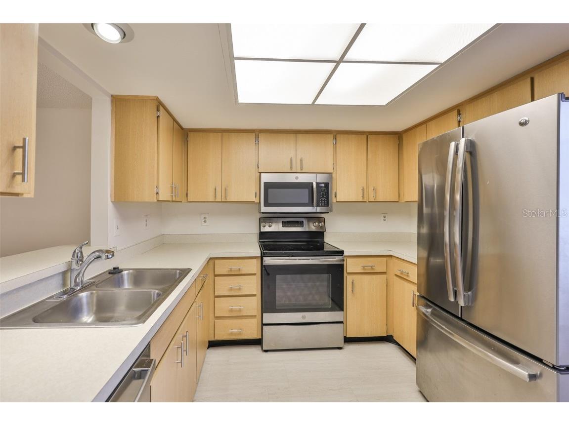 2122 Hereford Drive #511 Sun City Center FL 33573 TB8432073 image6