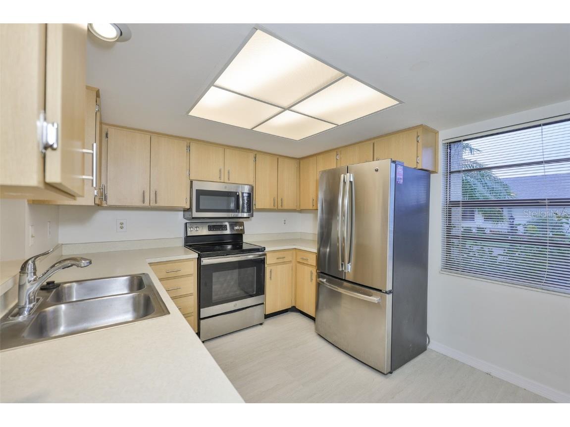 2122 Hereford Drive #511 Sun City Center FL 33573 TB8432073 image7