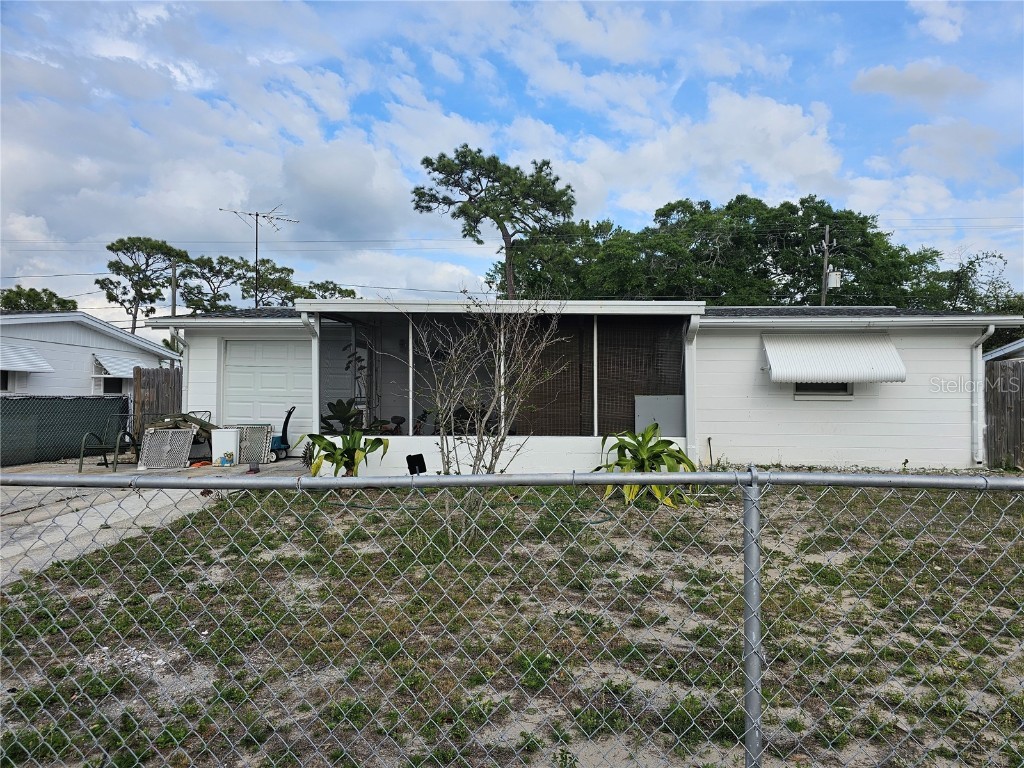 2122 Holiday Drive Holiday FL 34691 U8237184 image1