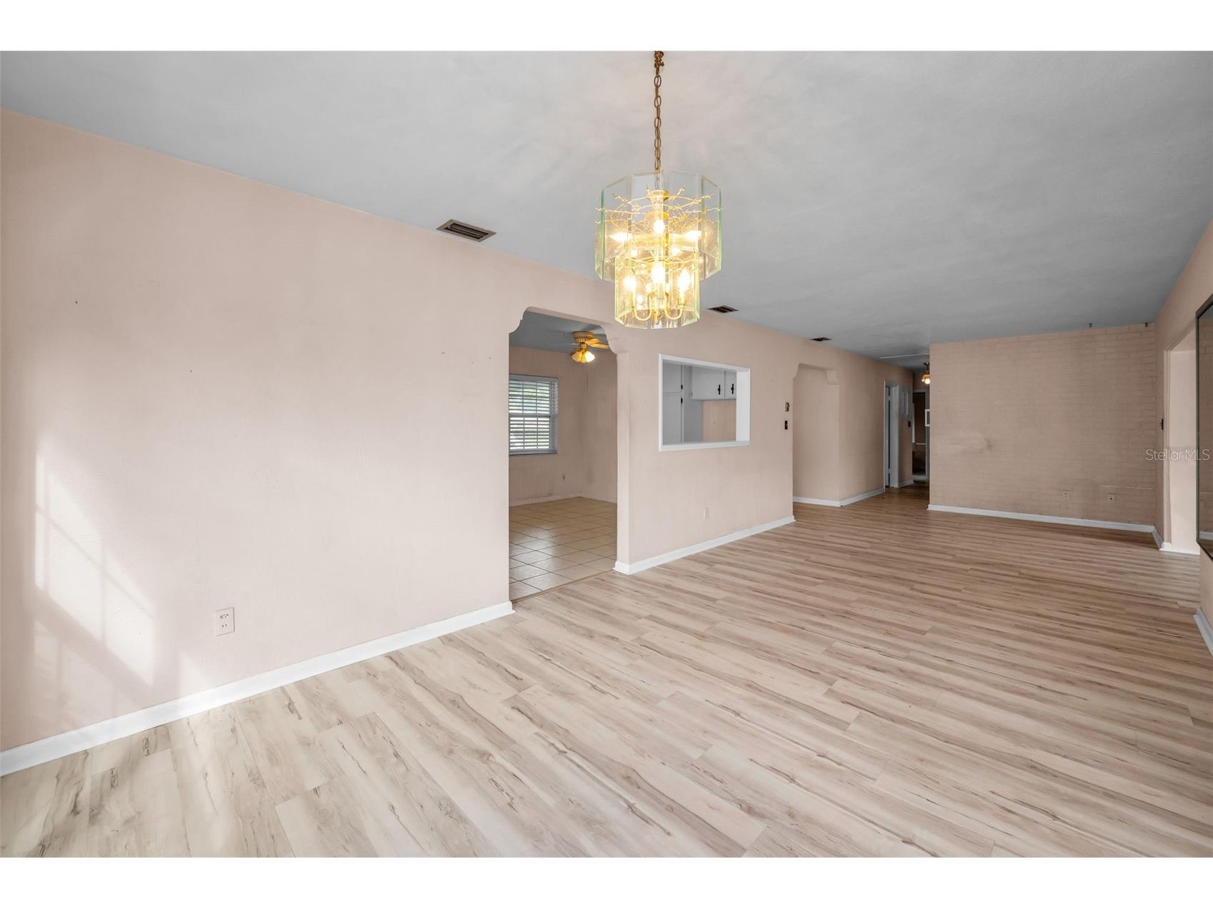 2122 W Erna Drive Tampa FL 33603 TB8463484 image13