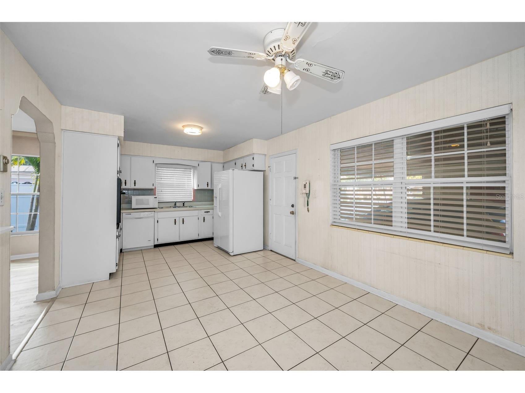 2122 W Erna Drive Tampa FL 33603 TB8463484 image14