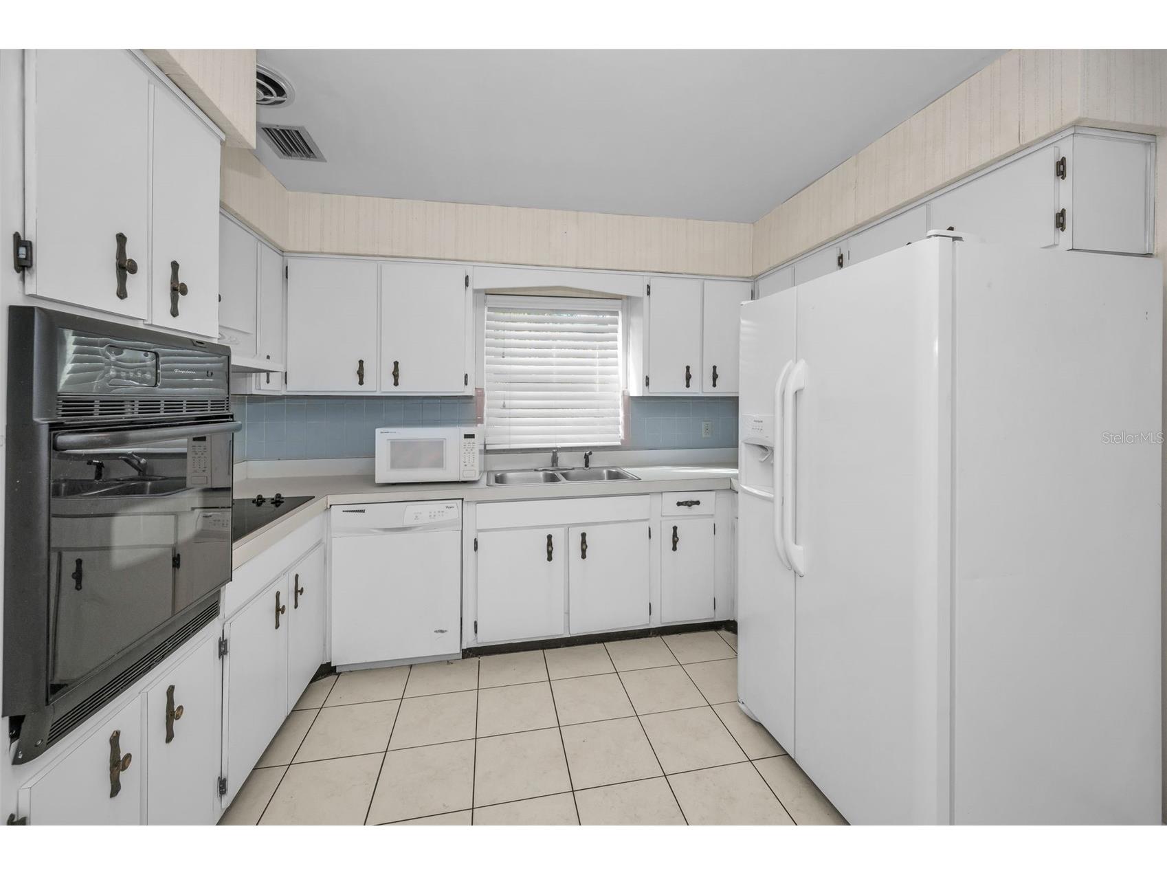 2122 W Erna Drive Tampa FL 33603 TB8463484 image15