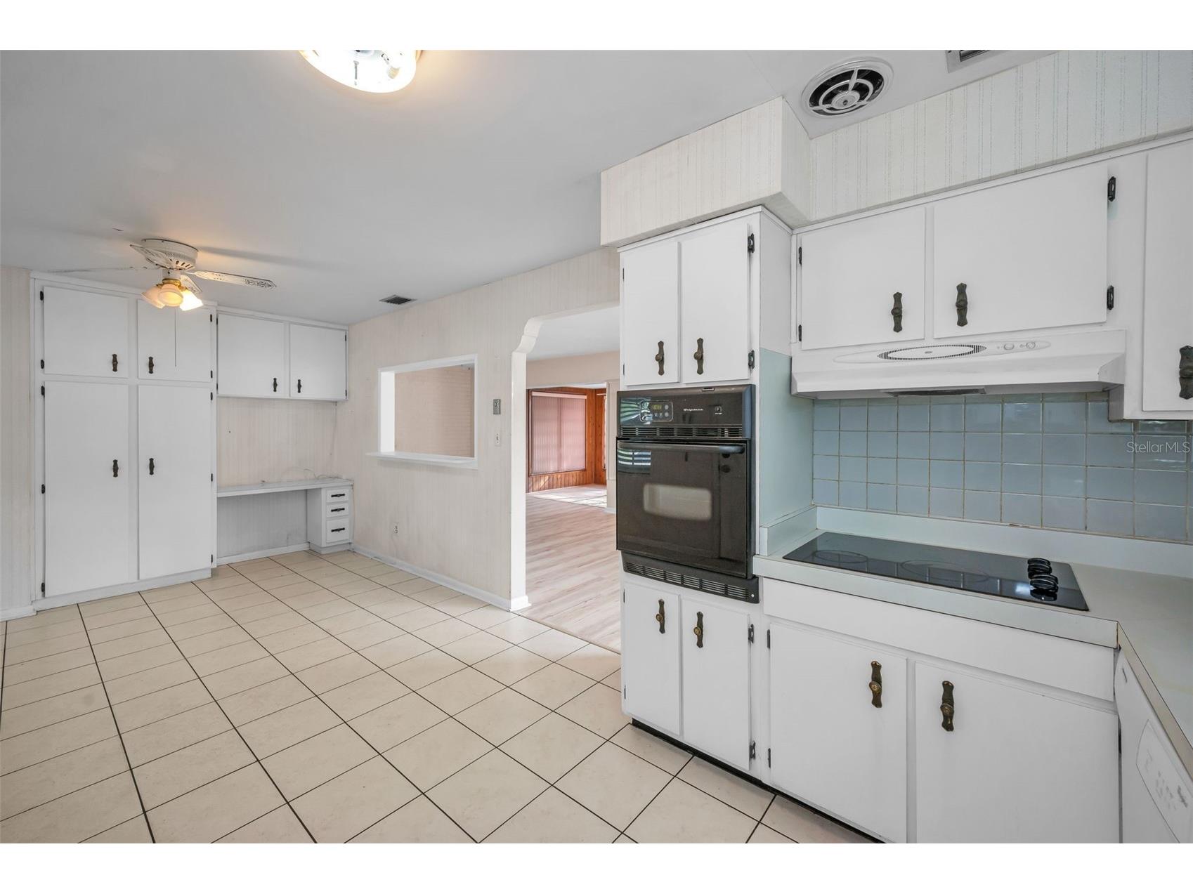 2122 W Erna Drive Tampa FL 33603 TB8463484 image17