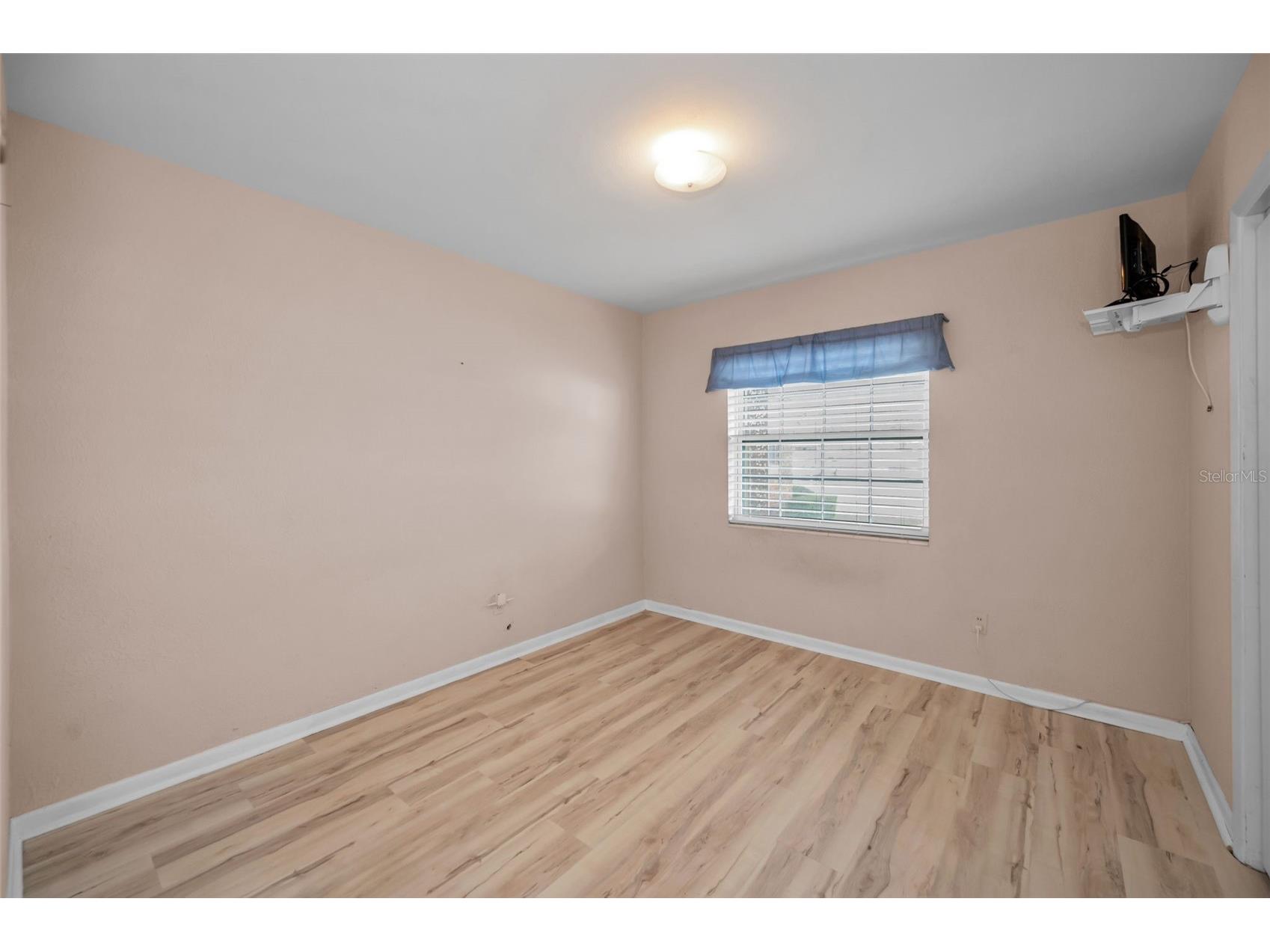 2122 W Erna Drive Tampa FL 33603 TB8463484 image32