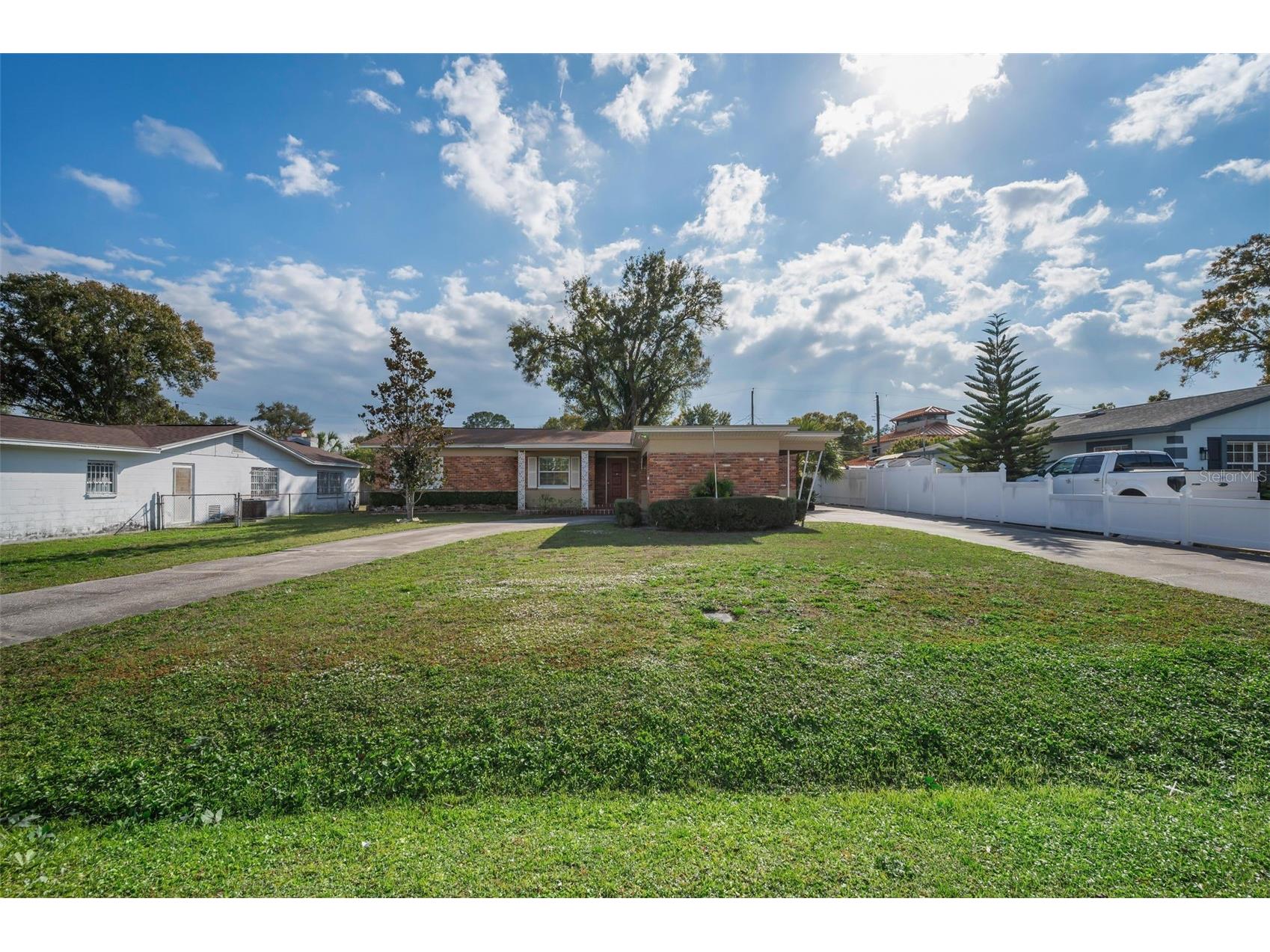 2122 W Erna Drive Tampa FL 33603 TB8463484 image49