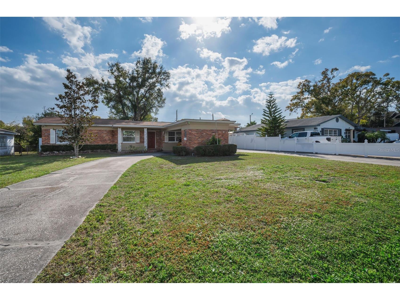 2122 W Erna Drive Tampa FL 33603 TB8463484 image52