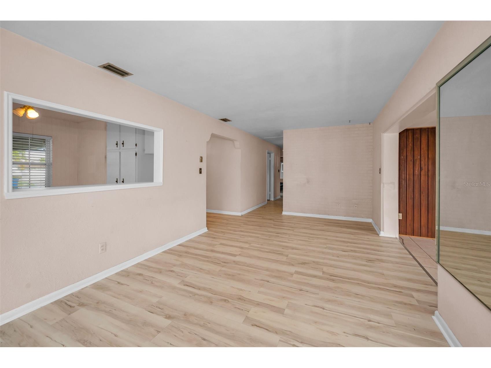 2122 W Erna Drive Tampa FL 33603 TB8463484 image7