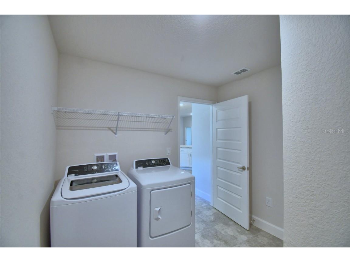 2123 Cartgate Lane Winter Haven FL 33884 P4930644 image11