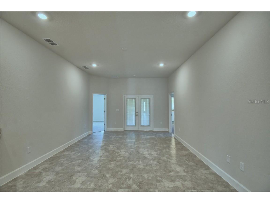 2123 Cartgate Lane Winter Haven FL 33884 P4930644 image16