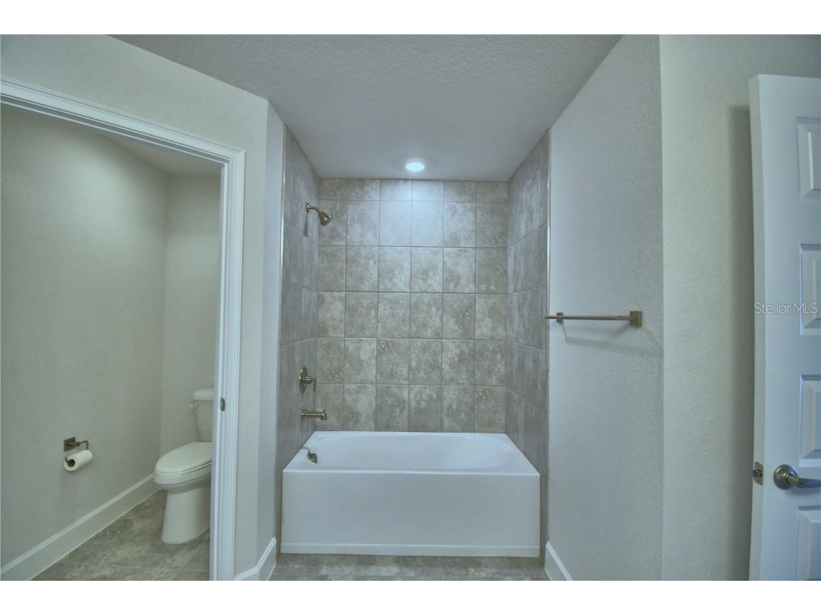 2123 Cartgate Lane Winter Haven FL 33884 P4930644 image35