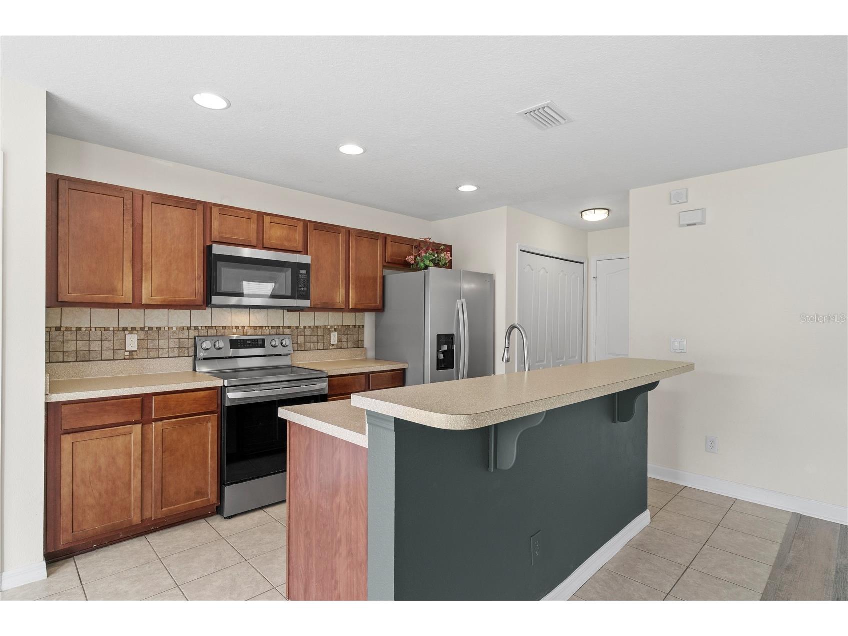 2123 Portcastle Circle Winter Garden FL 34787 O6412643 image8
