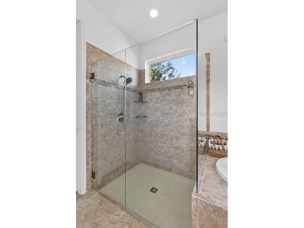 2123 Sylvan Lea Drive Sarasota FL 34240 A4669652 image37