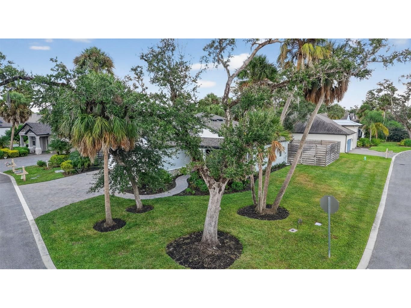 2123 Sylvan Lea Drive Sarasota FL 34240 A4669652 image50