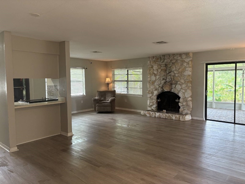 2123 Woodburn Loop S Lakeland FL 33813 TB8392347 image2