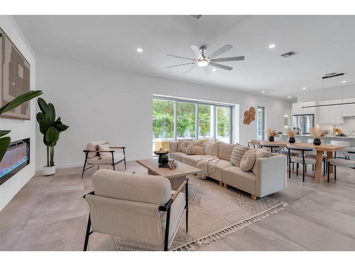 2124 Clematis Place Sarasota FL 34239 A4656371 image10