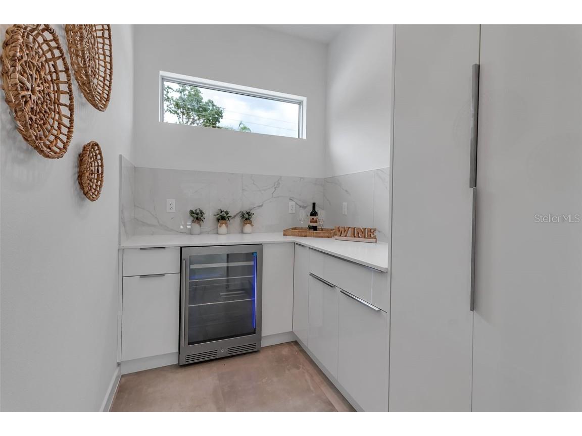 2124 Clematis Place Sarasota FL 34239 A4656371 image12