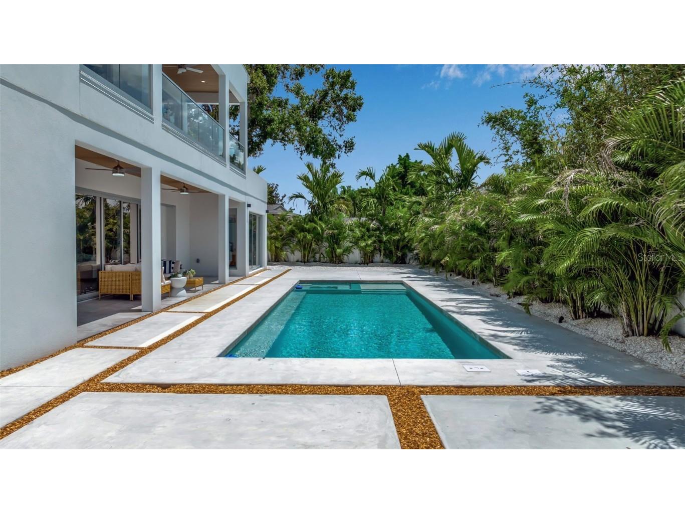 2124 Clematis Place Sarasota FL 34239 A4656371 image41