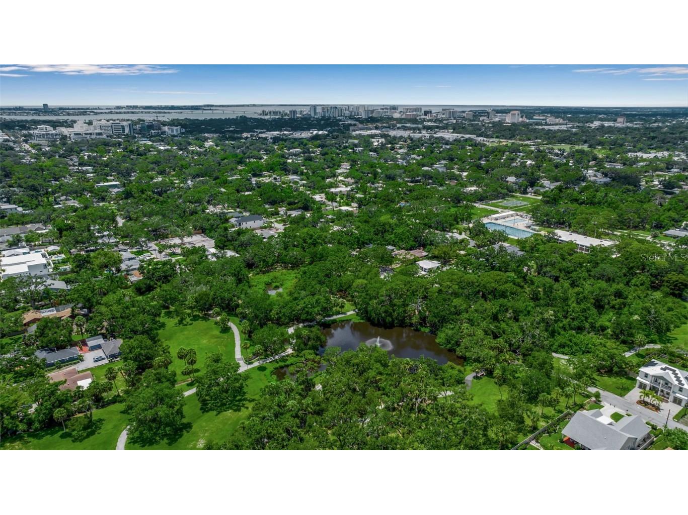 2124 Clematis Place Sarasota FL 34239 A4656371 image44