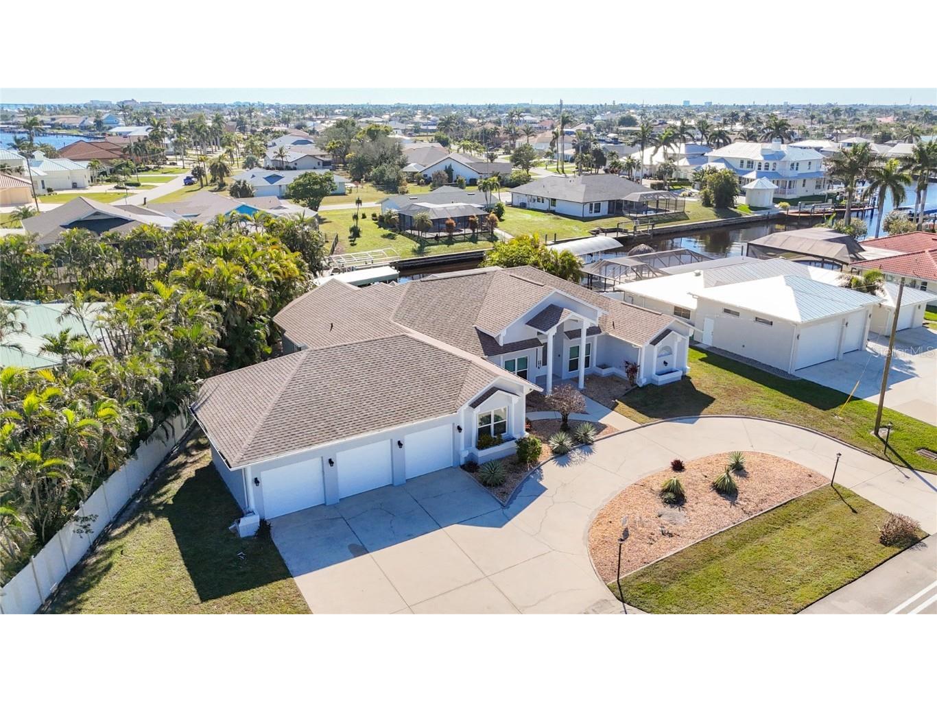 2124 Cornwallis Parkway Cape Coral FL 33904 C7504758 image1