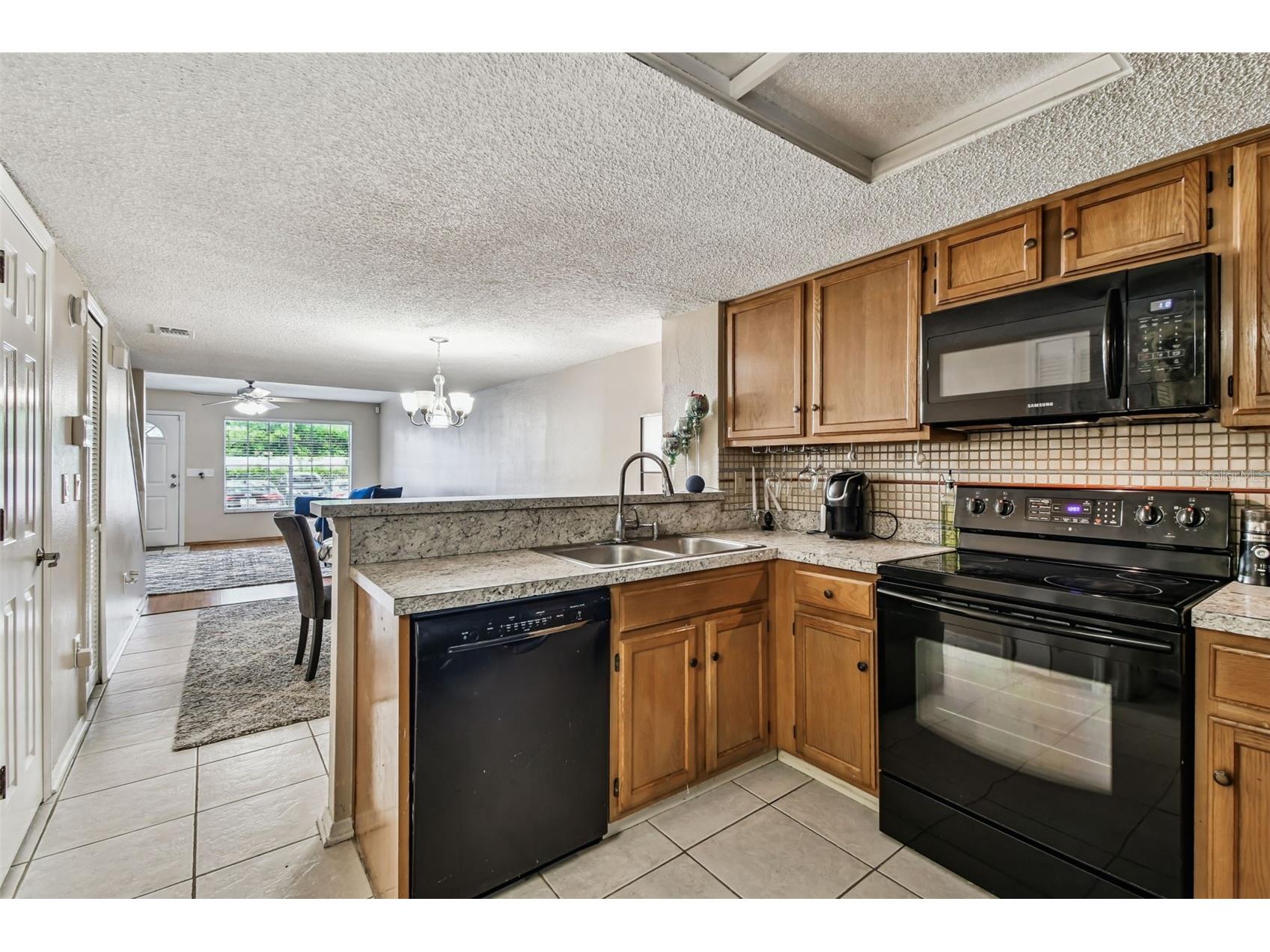 2124 Fletchers Point Circle Tampa FL 33613 TB8426882 image17