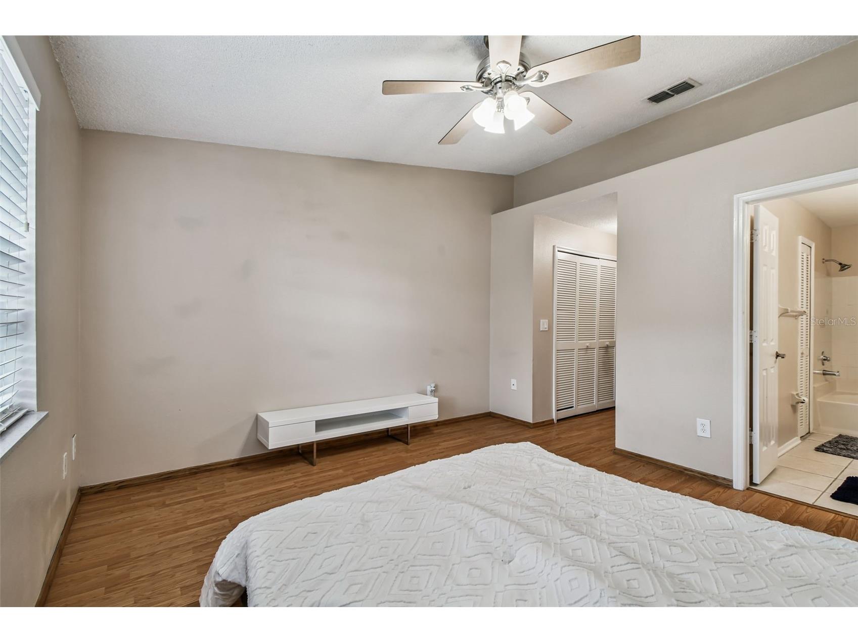 2124 Fletchers Point Circle Tampa FL 33613 TB8426882 image29