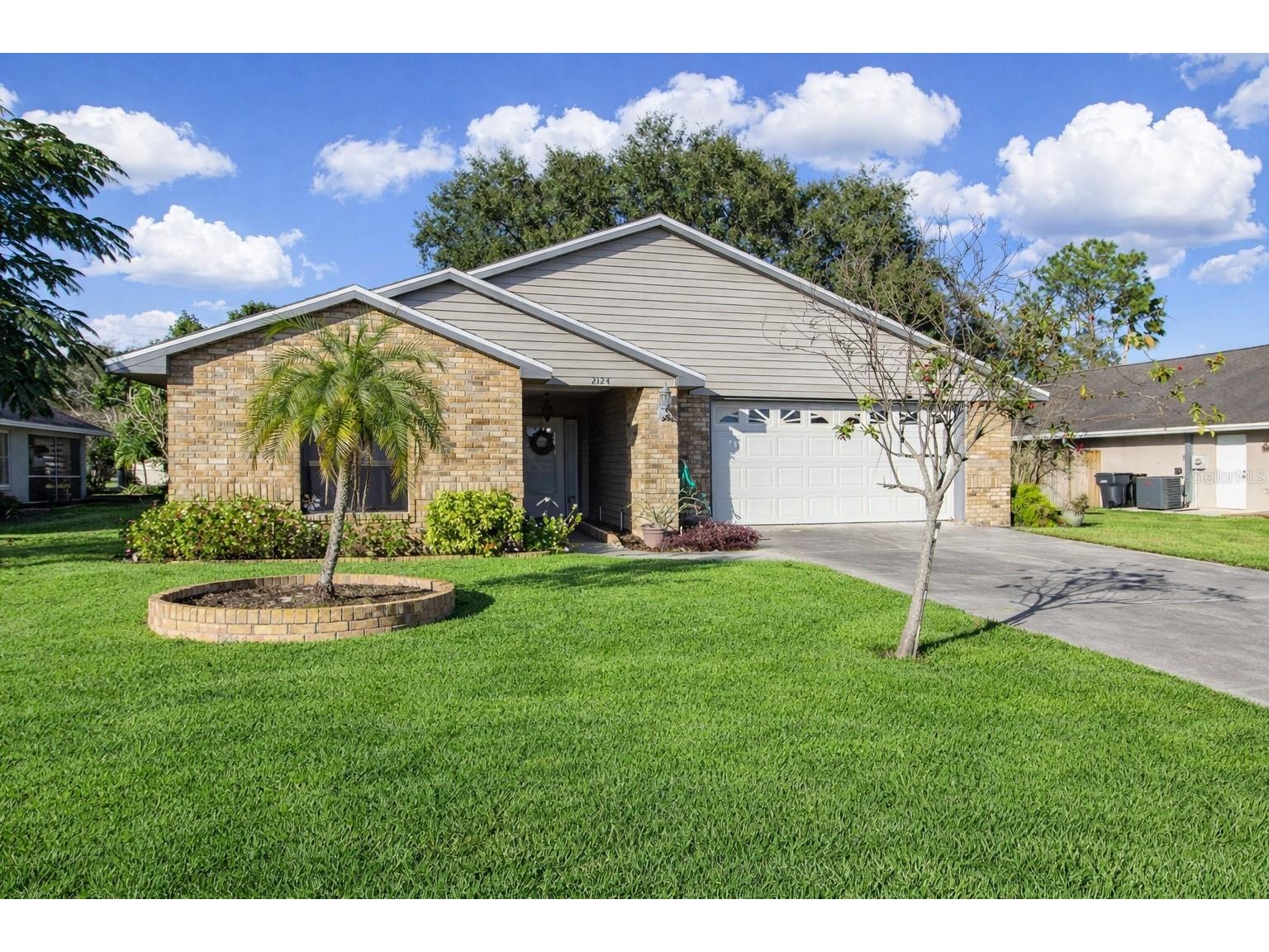2124 Glen Heights Place Lakeland FL 33813 L4958760 image1
