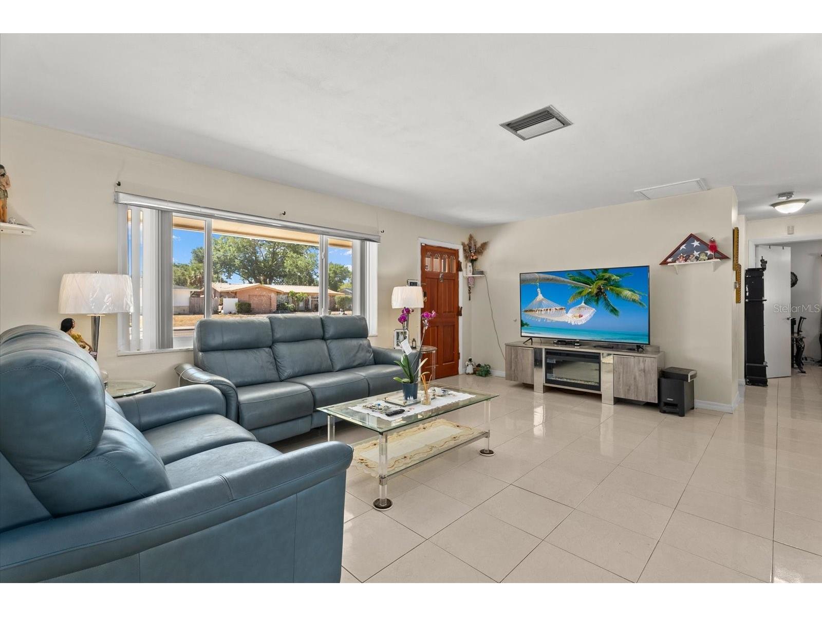 2124 Greenbriar Boulevard Clearwater FL 33763 TB8502677 image7