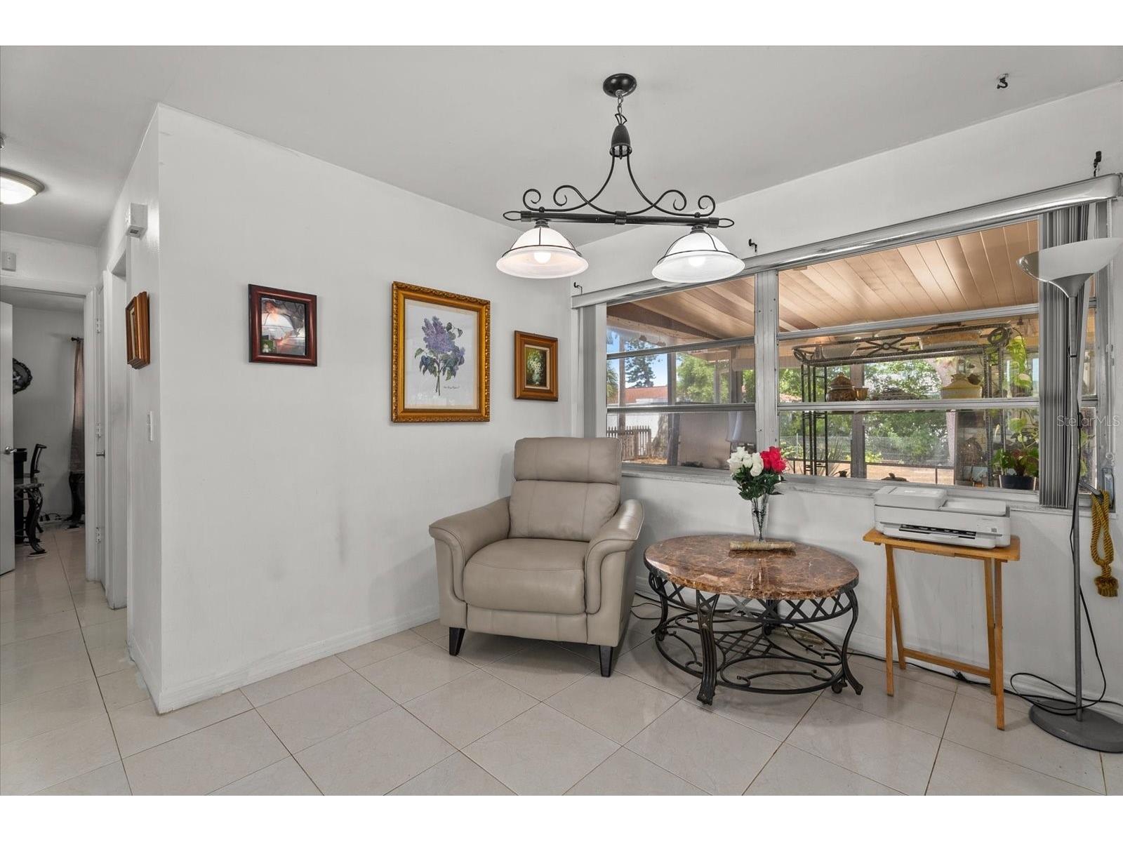 2124 Greenbriar Boulevard Clearwater FL 33763 TB8502677 image8