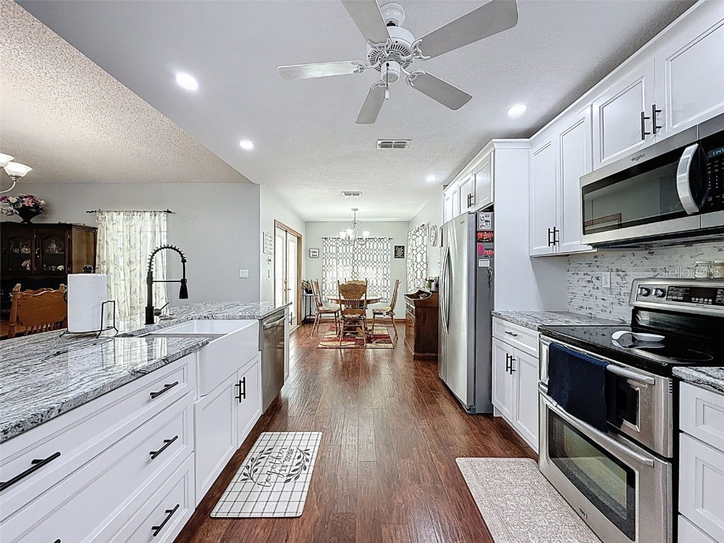 2124 Little Peach Court Spring Hill FL 34608 W7877294 image11