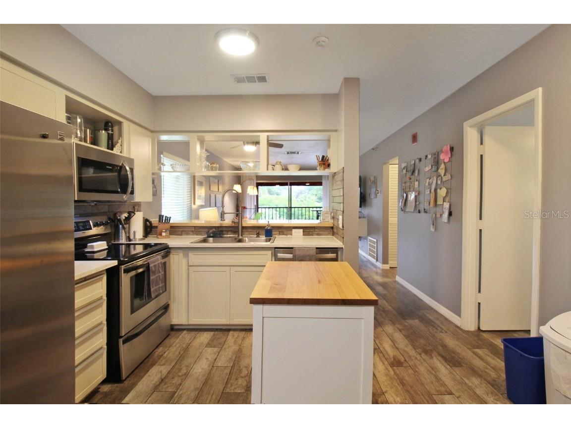 2124 N Tamiami Trail #101 Sarasota FL 34234 A4600577 image6