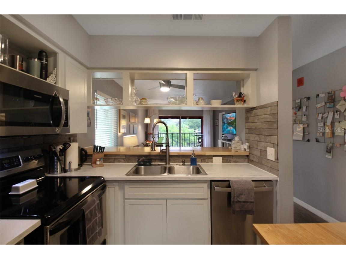 2124 N Tamiami Trail #101 Sarasota FL 34234 A4600577 image8