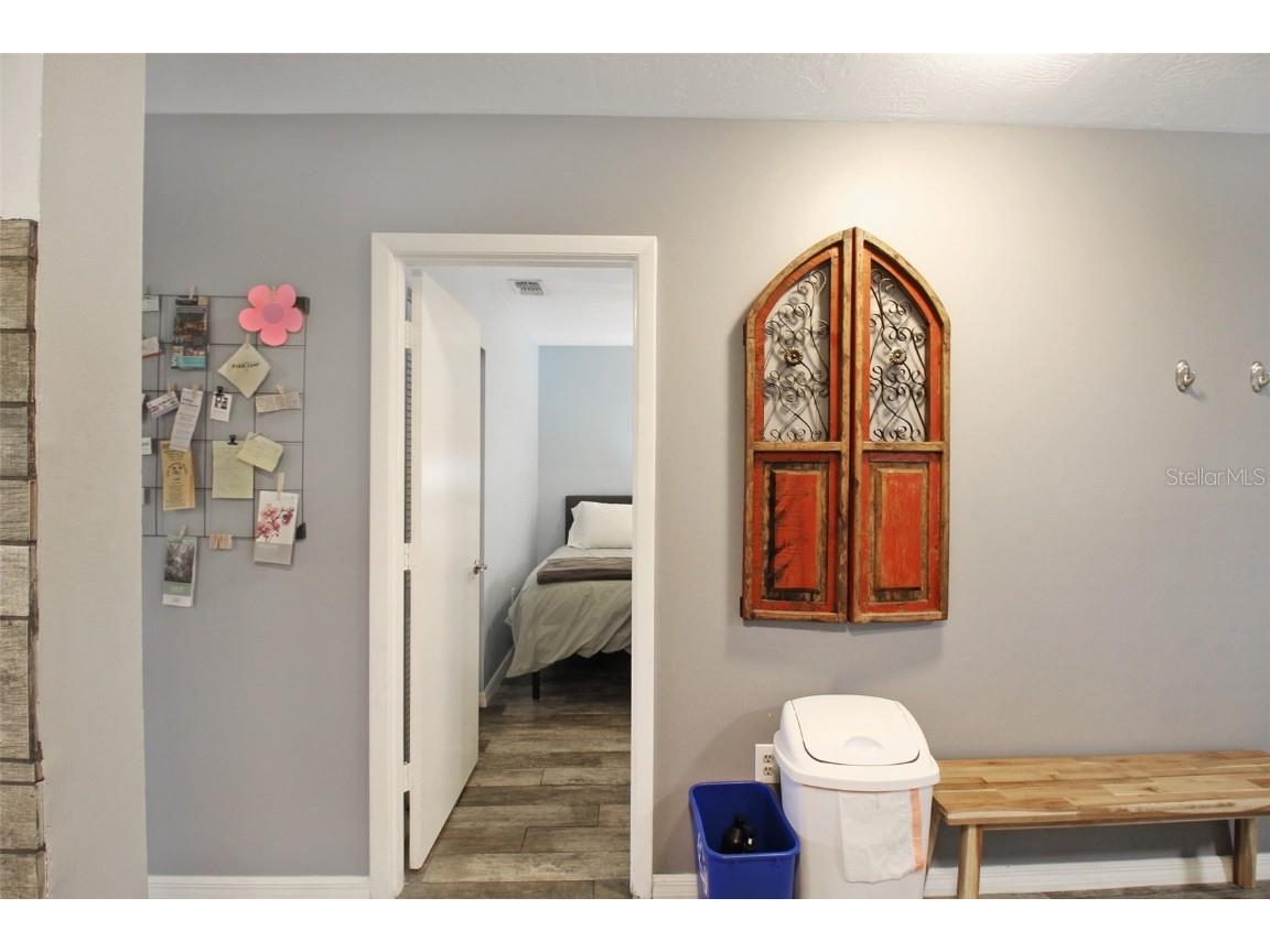 2124 N Tamiami Trail #101 Sarasota FL 34234 A4600577 image9