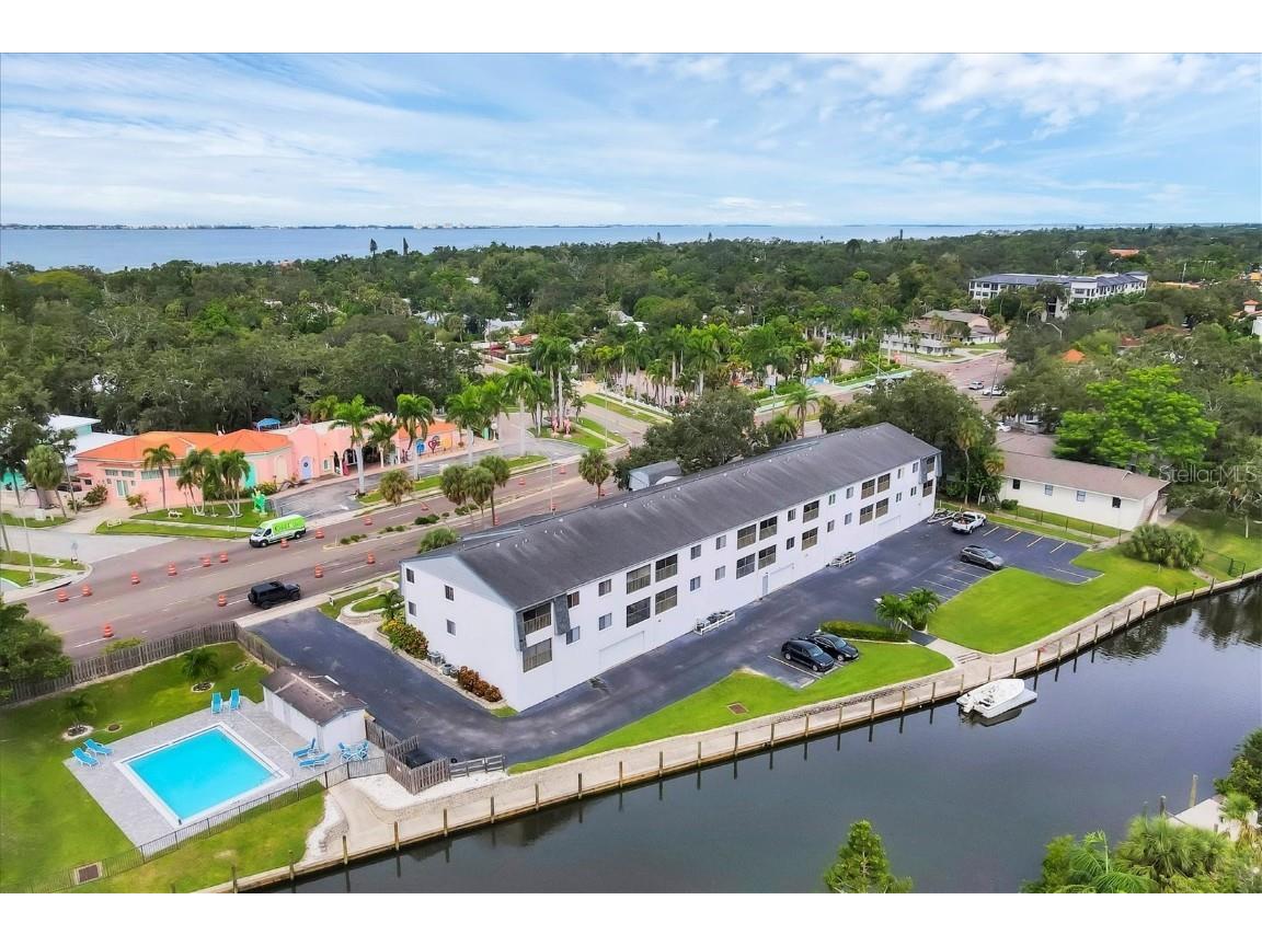 2124 N Tamiami Trail #109 Sarasota FL 34234 A4672257 image10