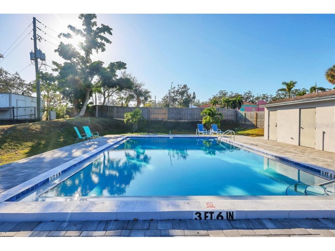 2124 N Tamiami Trail #109 Sarasota FL 34234 A4672257 image13