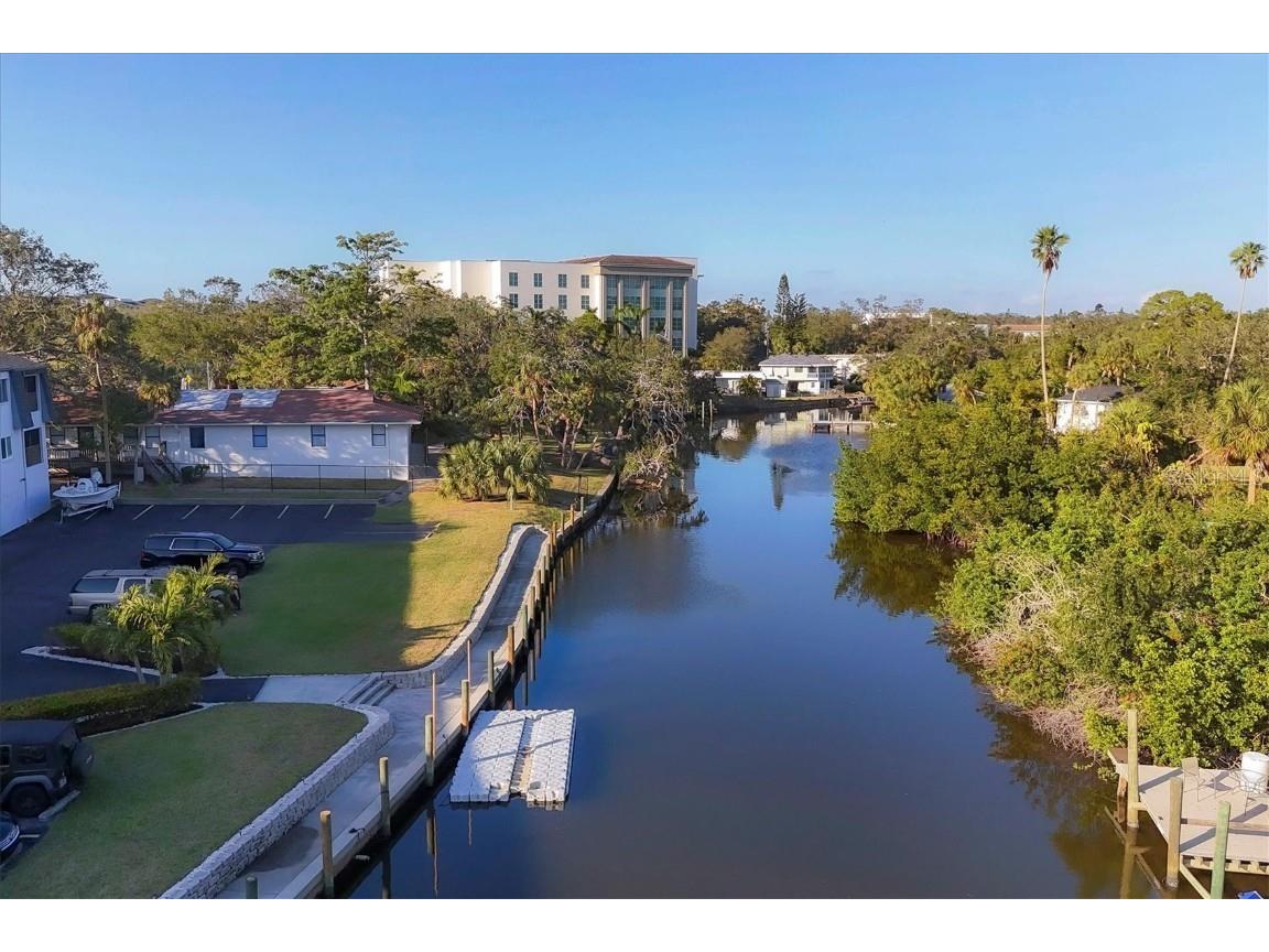 2124 N Tamiami Trail #109 Sarasota FL 34234 A4672257 image19